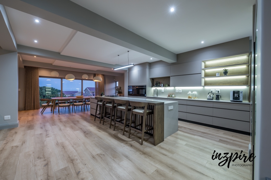4 Bedroom Property for Sale in Glentana Western Cape